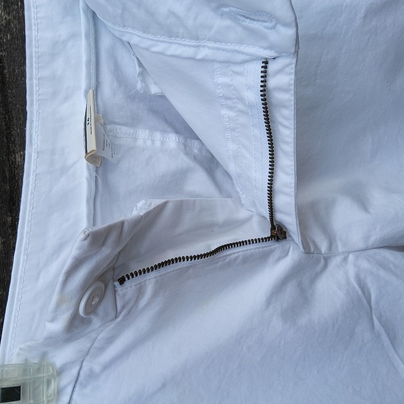 Magellan Outdoors White Women's Shorts Size 16 - Picture 3 of 7